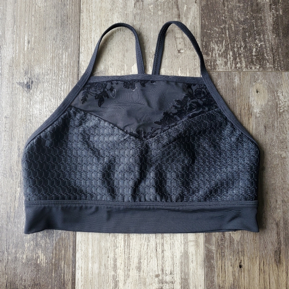 Lorna Jane sports bra M
